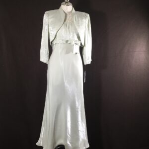 Jessica Howard 2 Pic Set